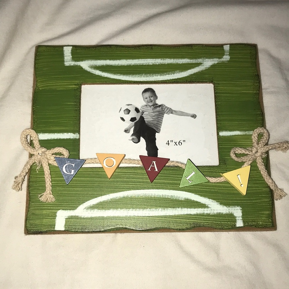 Soccer 4”x6” picture frame